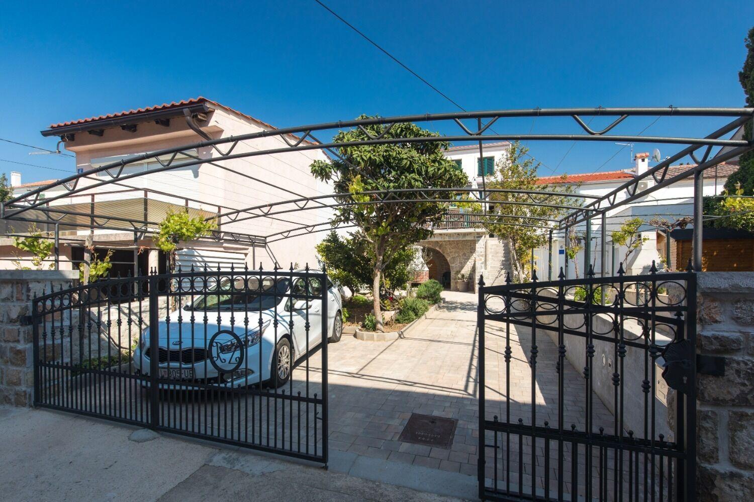 Holiday Home Mari - Modern Holiday House Close To Sea Punat Luaran gambar